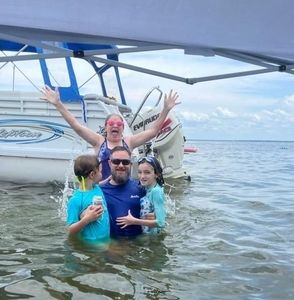 Meet your Posher, Dana